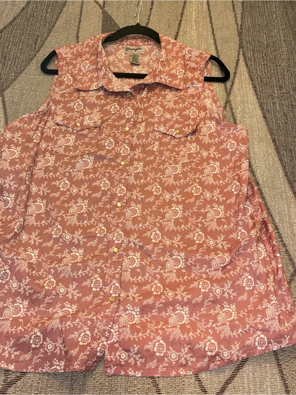 Wrangler Pink Floral Button-Up Shirt